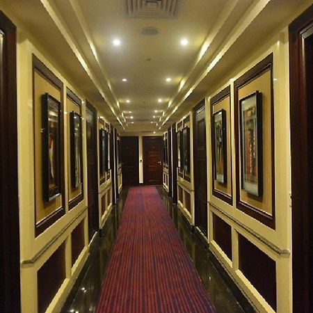 Hotel Vijay Intercontinental Kanpur Exterior foto